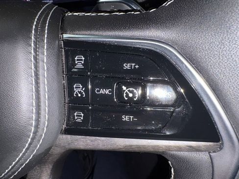 Used 2023 Jeep Grand Cherokee L Overland w/ MOPAR Finishing Package image 19