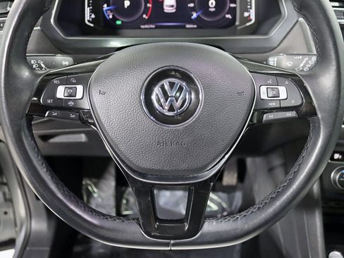 Used 2019 Volkswagen Tiguan SEL w/ 3rd Row Seat Package image 15