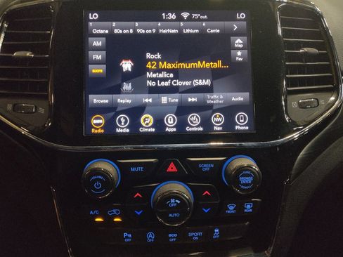 Used 2019 Jeep Grand Cherokee Altitude AWD/4WD image 25