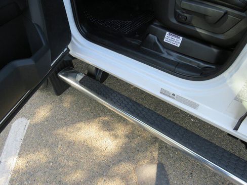 New 2023 RAM 5500 Tradesman w/ Chrome Appearance Group image 40