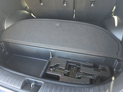 Used 2021 Hyundai Santa Fe SEL w/ Convenience + Premium Package image 14