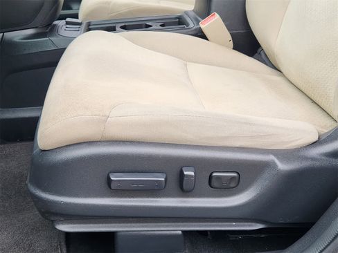 Used 2016 Honda CR-V EX image 23