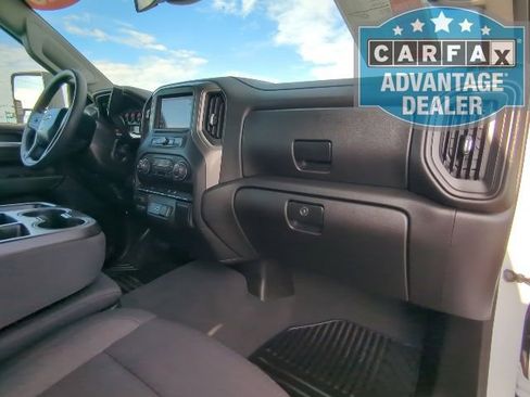 Used 2025 Chevrolet Silverado 2500 Custom image 20
