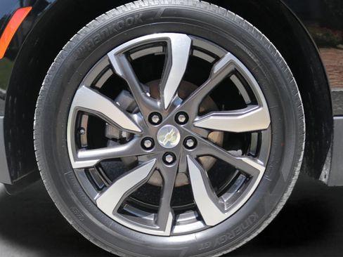 Used 2023 Chevrolet Equinox Premier FWD image 27