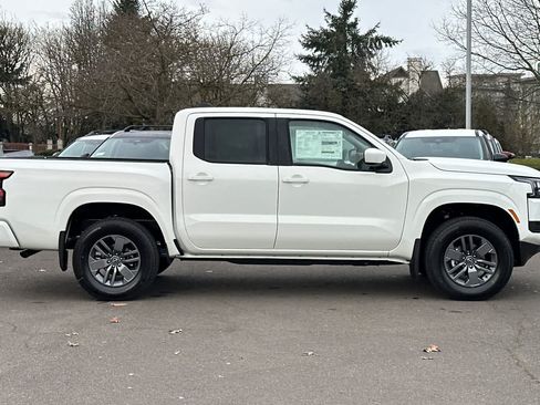 New 2026 Nissan Frontier SV w/ All-Weather Content Package AWD/4WD image 8