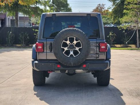 Used 2021 Jeep Wrangler Unlimited Rubicon AWD/4WD image 6