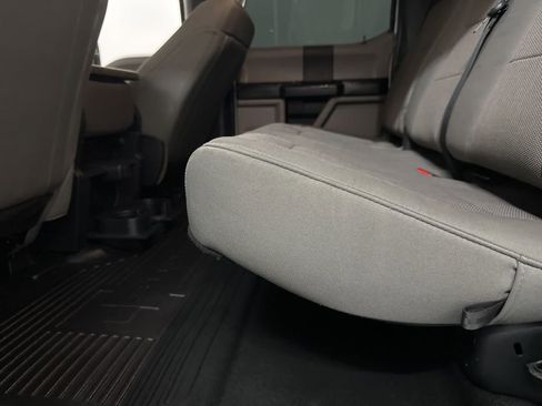 Used 2022 Ford F250 XL w/ Power Equipment Group image 40