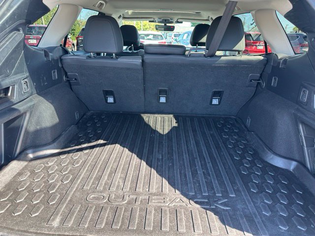 Used 2023 Subaru Outback Onyx Edition AWD/4WD image 22