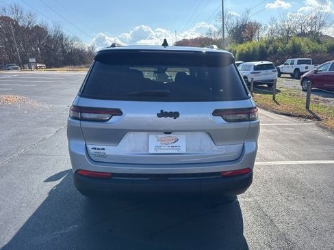 New 2025 Jeep Grand Cherokee L Limited w/ Trailer Tow Package image 6