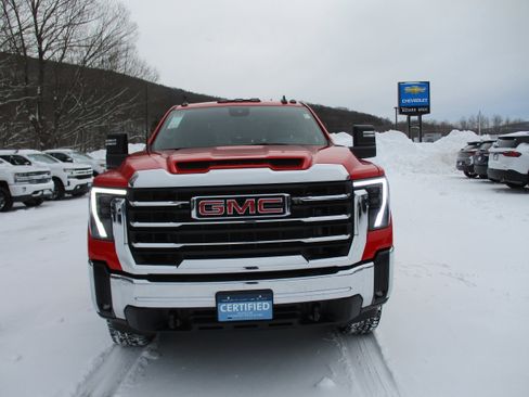 Certified 2024 GMC Sierra 2500 SLE w/ SLE Value Package; image 2