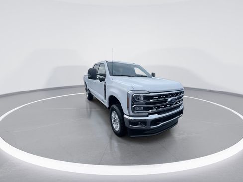 New 2026 Ford F250 XLT w/ XLT Premium Package image 2