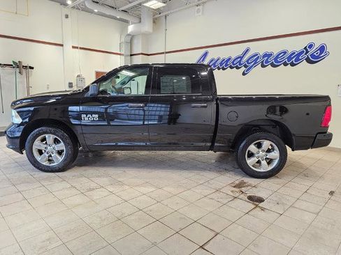 Used 2019 RAM 1500 Express w/ Express Value Package image 2