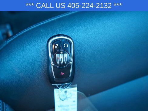 Used 2025 Buick Envista Sport Touring image 37