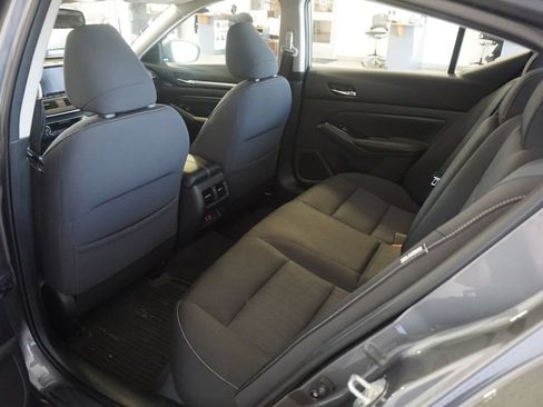 Used 2020 Nissan Altima 2.5 SV AWD/4WD image 21
