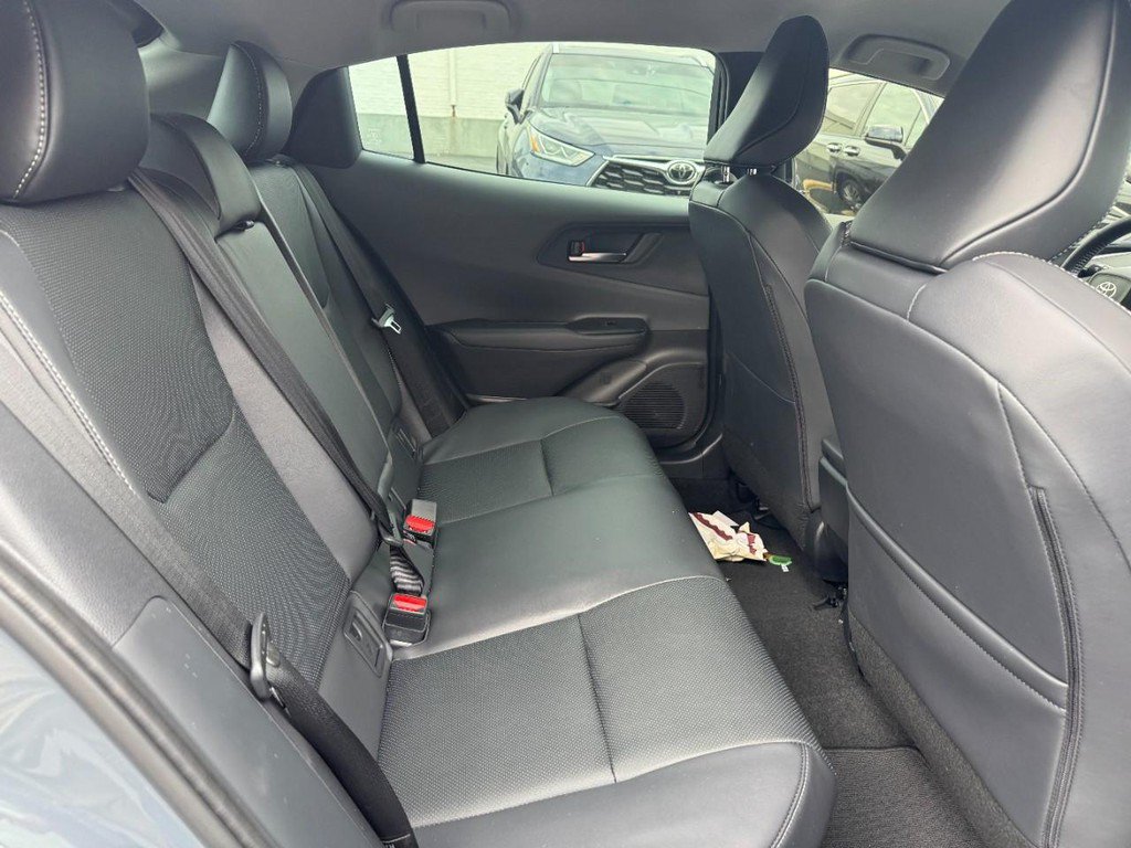 Used 2026 Toyota Prius XLE FWD image 14