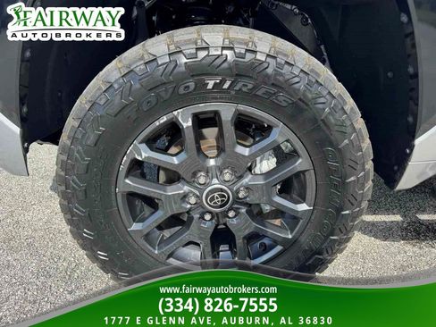 Used 2023 Toyota Tundra Platinum image 33