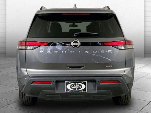Used 2025 Nissan Pathfinder SV AWD/4WD image 3