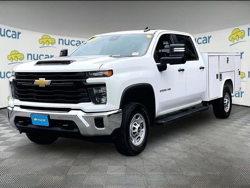 Used 2024 Chevrolet Silverado 2500 W/T w/ WT Convenience Package AWD/4WD image 3