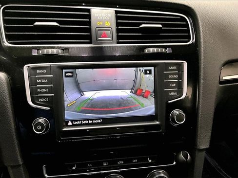 Used 2017 Volkswagen GTI S image 13