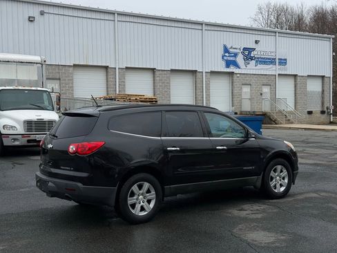 Used 2009 Chevrolet Traverse LT image 12
