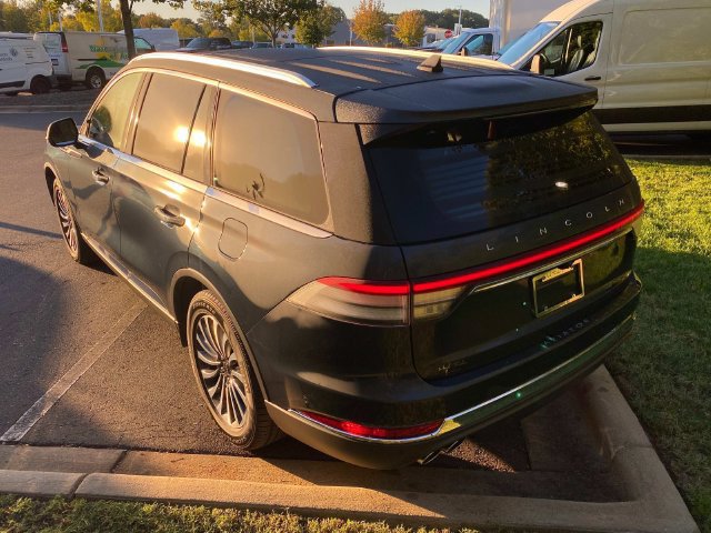 Used 2022 Lincoln Aviator Reserve w/ Equipment Group 201A AWD/4WD image 31