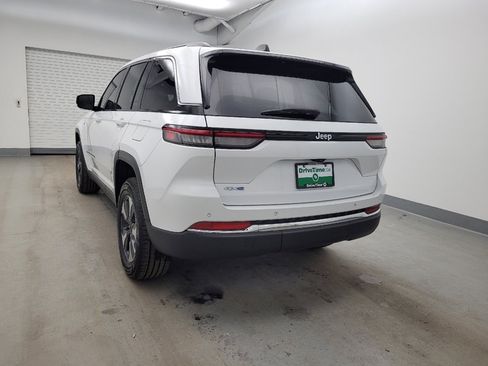 Used 2022 Jeep Grand Cherokee Limited 4xe image 6