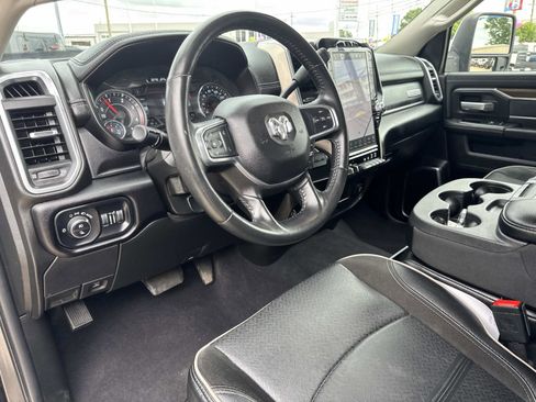 Used 2024 RAM 2500 Laramie AWD/4WD image 17