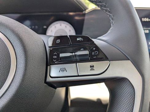 New 2024 Hyundai Elantra Limited image 20