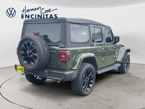 Used 2023 Jeep Wrangler Unlimited Sahara AWD/4WD image 5