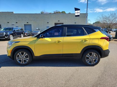 Used 2023 Kia Seltos S image 18