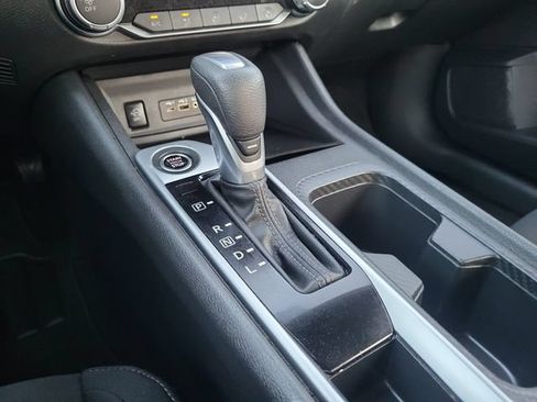 Used 2024 Nissan Sentra SV FWD image 20