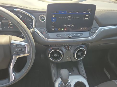 Used 2024 Chevrolet Blazer LT w/ Convenience Package FWD image 23
