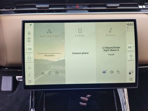 New 2025 Land Rover Range Rover Sport Dynamic SE image 17