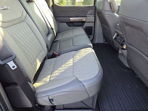 Used 2026 Ford F250 Platinum w/ Platinum Plus Package AWD/4WD image 30