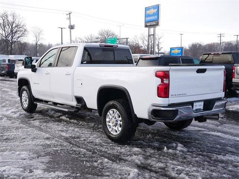 Used 2024 Chevrolet Silverado 3500 LT w/ Convenience Package image 4