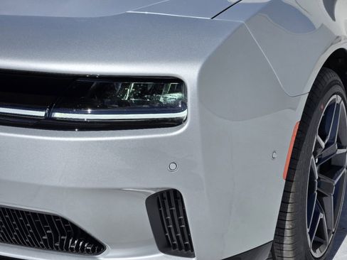 New 2024 Dodge Charger R/T w/ Plus Group image 6