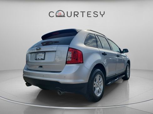 Used 2013 Ford Edge SE image 5