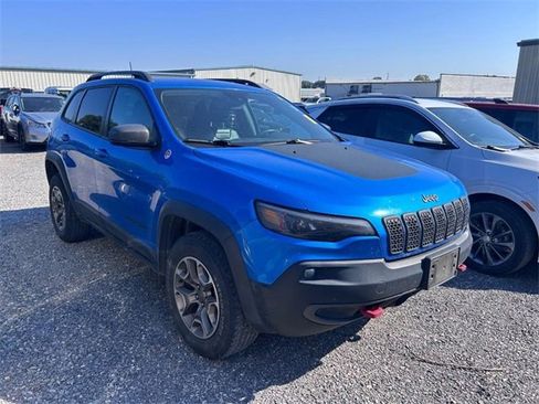 Used 2021 Jeep Cherokee Trailhawk w/ Comfort/Convenience Group image 2