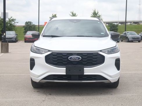 Used 2023 Ford Escape ST-Line w/ Equipment Group 301A FWD image 2