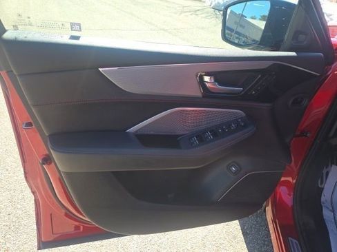 Used 2023 Acura MDX A-Spec image 19