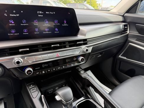 Used 2025 Kia Telluride S FWD image 12
