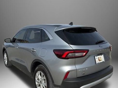 Used 2024 Ford Escape Active image 10