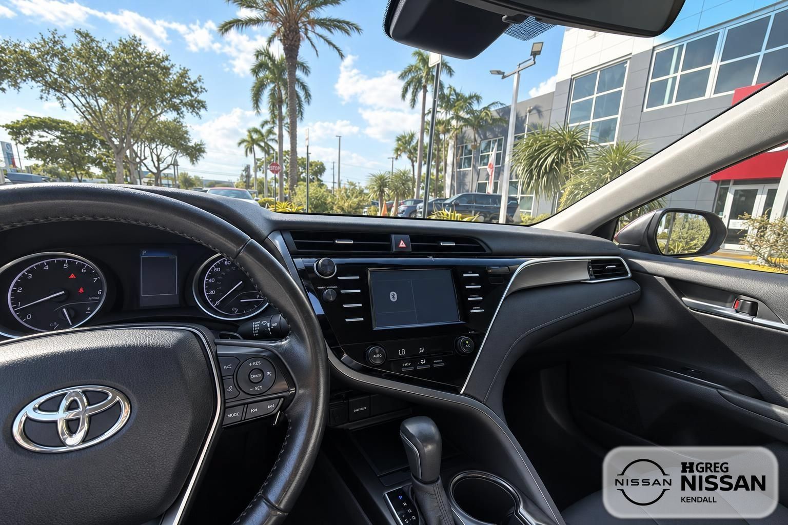 Used 2018 Toyota Camry SE FWD image 9