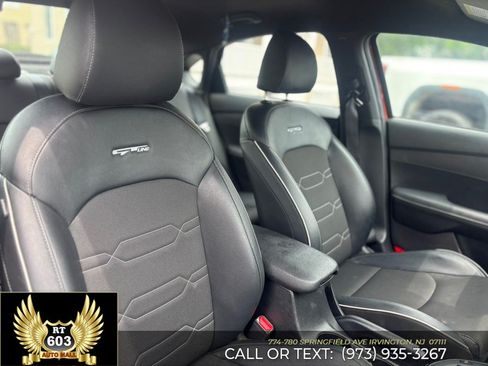Used 2023 Kia Forte GT-Line FWD image 15
