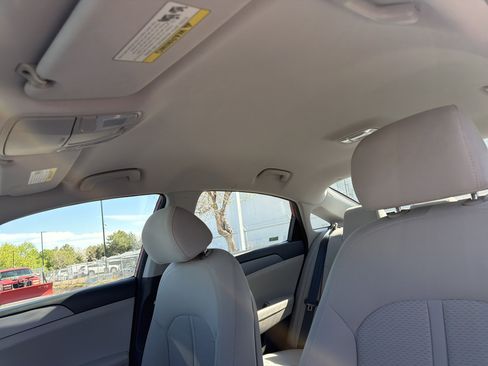 Used 2018 Hyundai Sonata SE FWD image 20