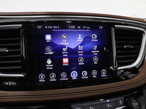 Used 2017 Chrysler Pacifica Limited w/ UConnect Theater Package FWD image 27