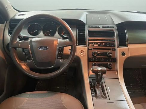 Used 2012 Ford Taurus SEL FWD image 10