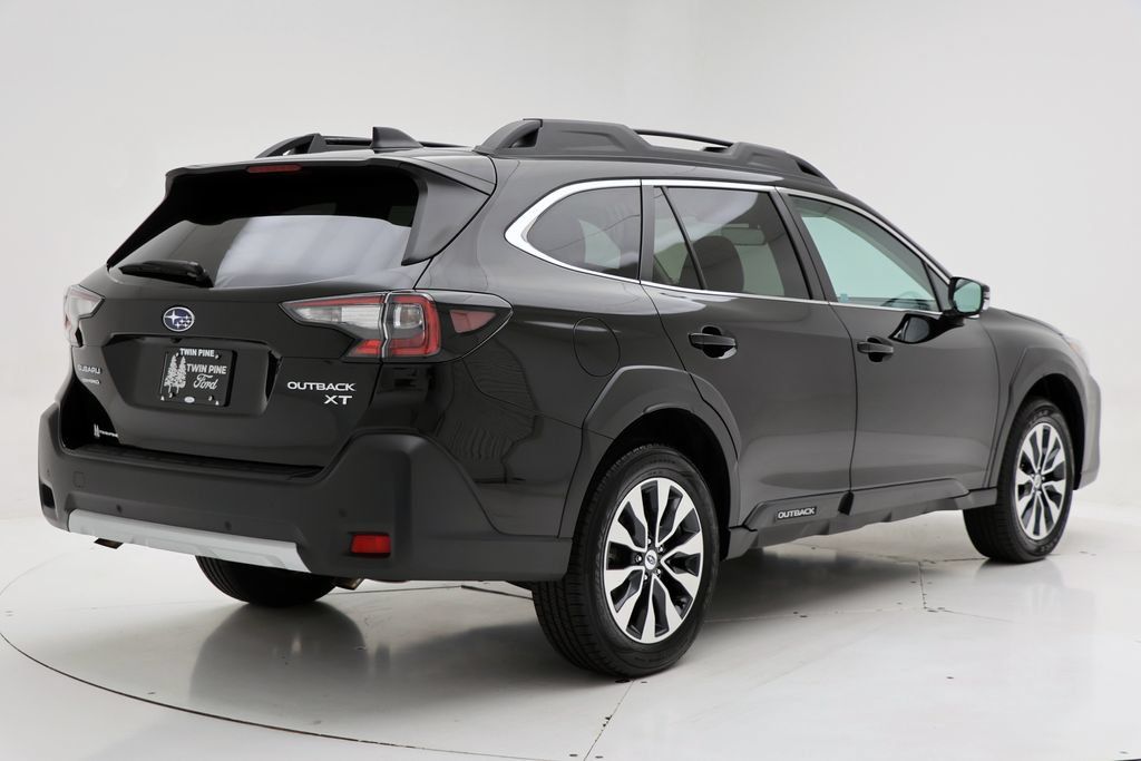 Used 2023 Subaru Outback Limited XT AWD/4WD image 8