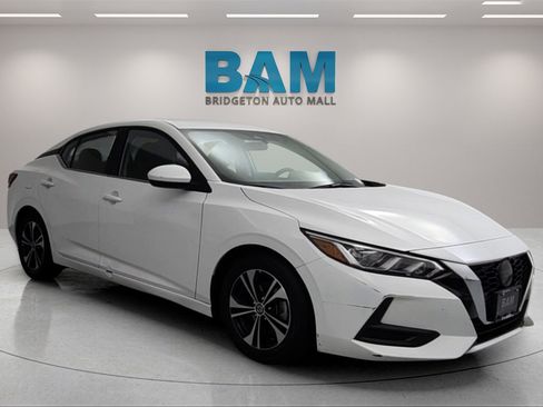 Used 2022 Nissan Sentra SV image 1