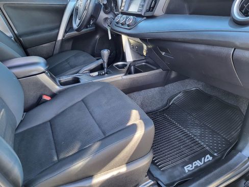 Used 2018 Toyota RAV4 LE w/ All Weather Liner Package image 21